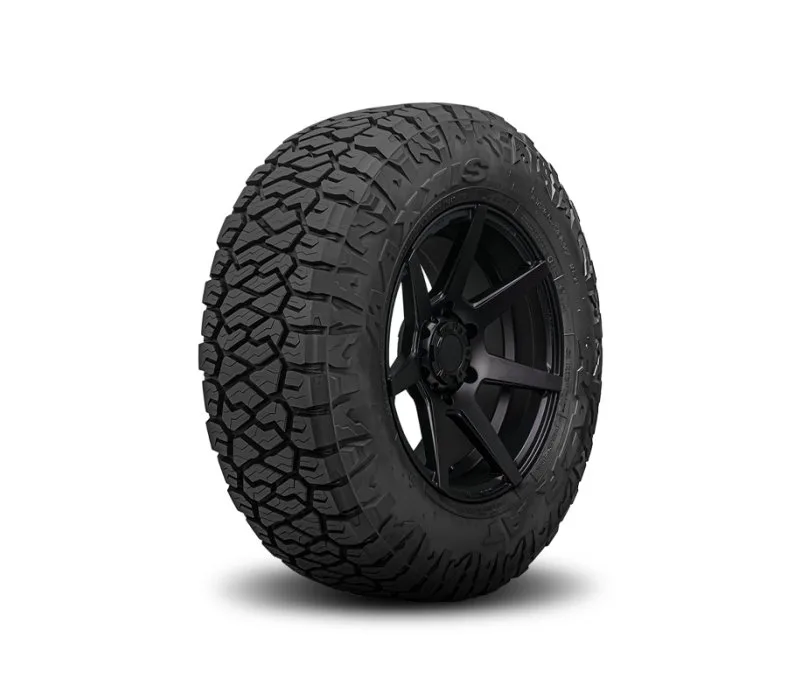 Maxxis  265/70R16 121/118S  RAZR AT-811