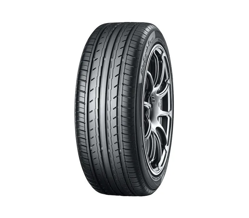 Yokohama  175/60R15 81H  BluEarth ES32